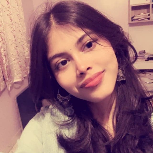 shristi, associate at decoded