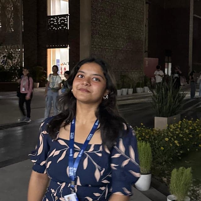 soujanya banik, associate at decoded